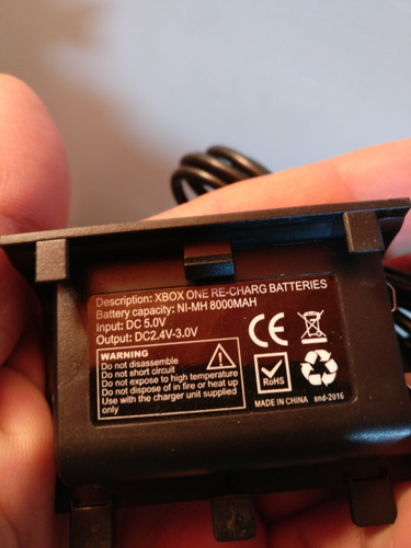 Imagen 4 de 4 de Kit Cargador Cable Xbox One Bateria 8000 Mah Chileclick