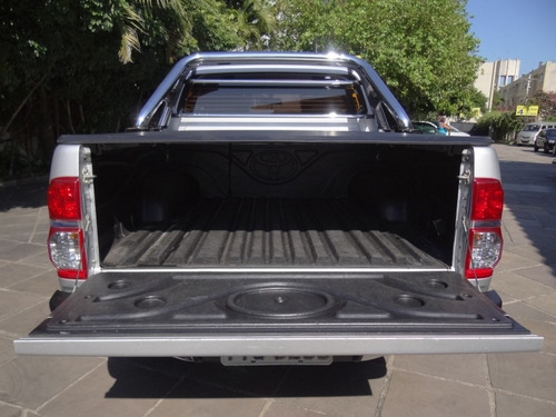 Imagem 4 de 8 de Toyota Hilux Cabine Dupla Srv