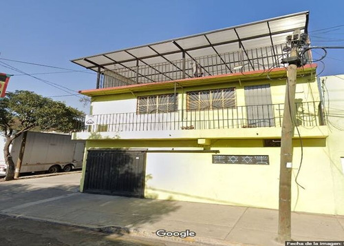 Remato Casa En Calle Oriente, Colonia Moctezuma 2da Seccion!!! 204