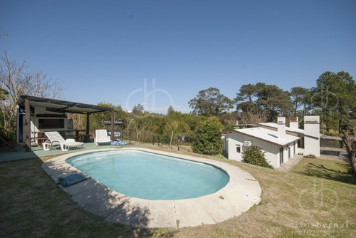 Imagen 4 de 30 de Casa De 3 Dormitorios Y Piscina En Mansa, Punta Del Este. - Ref: 41069