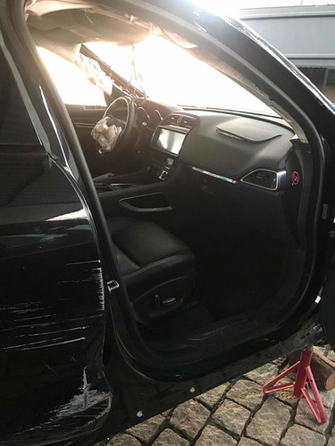 Borracha De Porta Dianteira Direita Jaguar F-type 2019