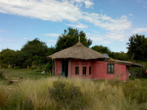 Campo Con Casa, Molino Y Tanque Australiano En Ojo De Agua. 