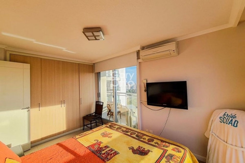 Imagen 6 de 13 de Venta De Apartamento De 2 Dormitorios En Ocean Drive Punta Del Este