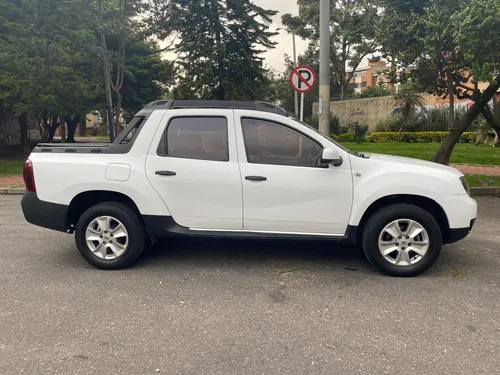 Renault Duster Oroch 4x2 Mod. 2017