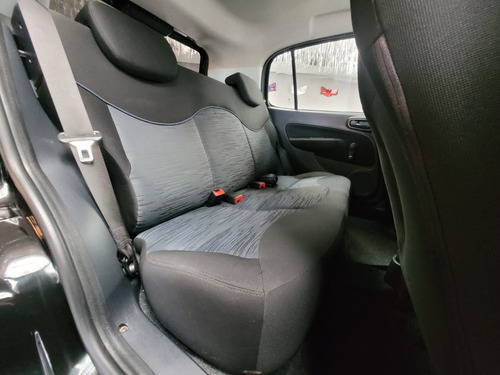 Fiat Uno 1.0 EVO VIVACE 8V FLEX 4P MANUAL