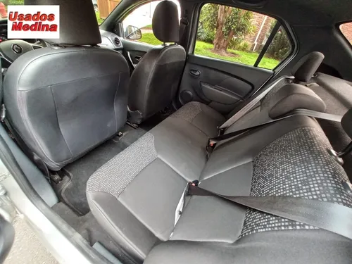 Renault Logan 1.6 Privilege / Intens