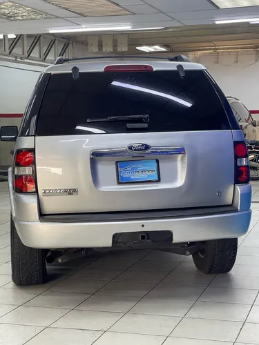 Ford Explorer Xlt 2011