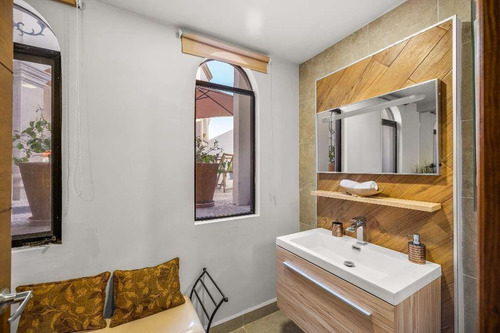 Casa Estilo Colonial En Venta En San Miguel De Allende: Villa De Los Frailes