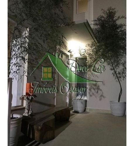 Imagem 4 de 15 de Lindo Sobrado Com 4 Suítes E 5 Vagas De Garagem. Ótima Localização.