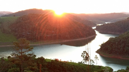 Imagem 6 de 7 de Chácara 1600 Mts Na Represa De Jambeiro, Estância Sta Bárbar