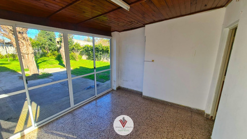 Hermosa Casa En Venta | 2 Dormitorios | 1 Baño | Sobre Avenida | Gral. Belgrano. Bs.as.