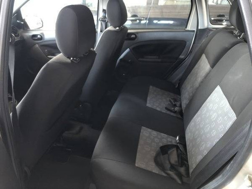 Imagem 9 de 9 de Ford Fiesta 1.6 Rocam 8v Flex 4p Manual
