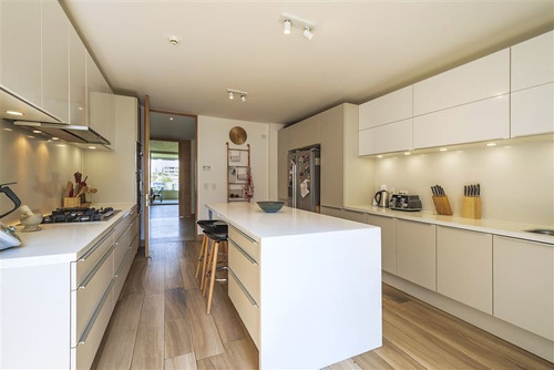 Departamento En Arriendo De 4 Dorm. En Lo Barnechea