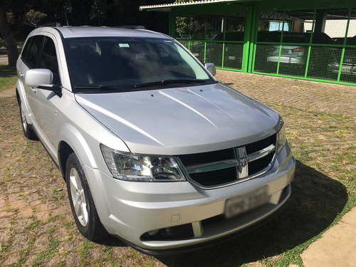 Dodge Journey 2010 2.7 Sxt 5p
