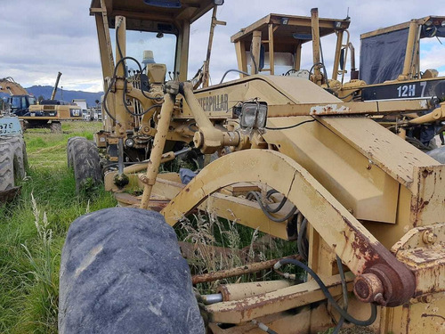 Motoniveladora Caterpillar 140g