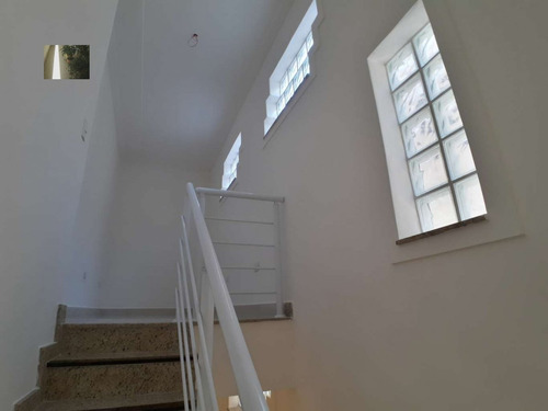 Imagem 9 de 22 de Casa A Venda No Bairro Embaré Em Santos - Sp. - 650-1