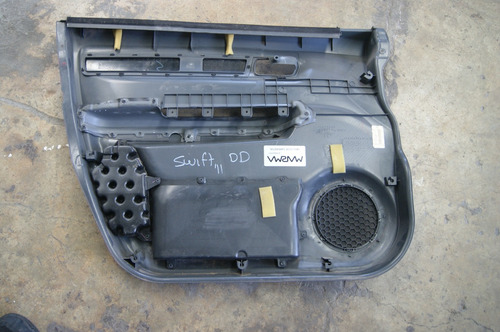 Tapa Puerta Int Del Der Suzuki Swift 1.5 Hb Std 2007/2011 (Usado)