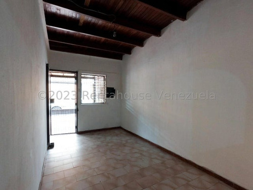 Imagen 12 de 30 de Casas Venta Bararida Zona Este Calle Cerrada Barquisimeto Laraa