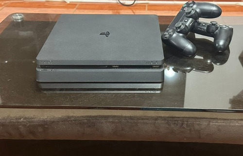 Playstation 4 Slim Marca Sony De 1tb Color Negro (seminuevo)