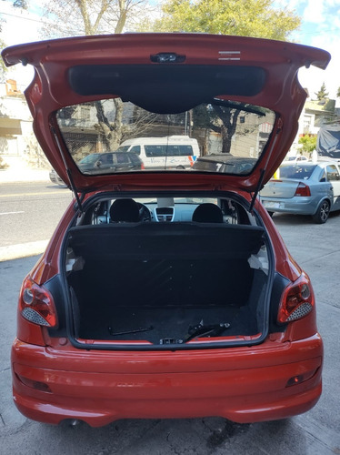 Imagen 6 de 12 de Peugeot 207