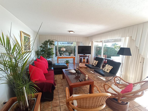Imagen 5 de 30 de Venta Apartamento 3 Dormitorios En Suite Mas Dependencia Vista Al Mar Punta Del Este