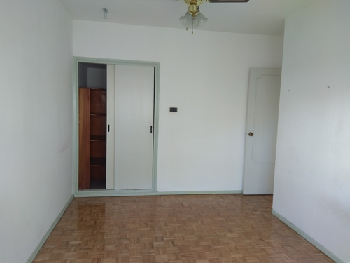 Venta Apartamento 3 Dor, Cochera, Vivienda Y/o Oficina.