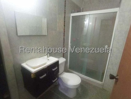 Hermoso Y Amplio Apartamento En Venta En Cabudare Conjunto Privado, Urb Los Naranjillos Gabriela C