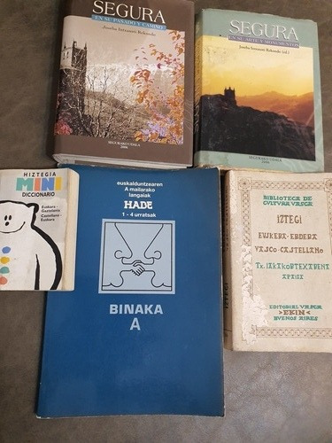 Lote De 5 Libros De Pais Vasco, Gramatica, Diccionario, Etc.