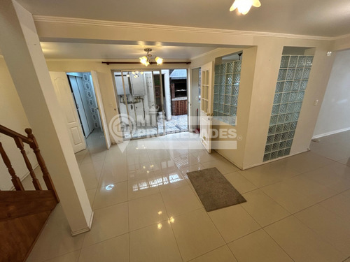 Se Arrienda Casa En Condominio Los Exploradores