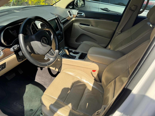 Jeep Grand Cherokee 3.6 Limited Lujo 4x2 Mt