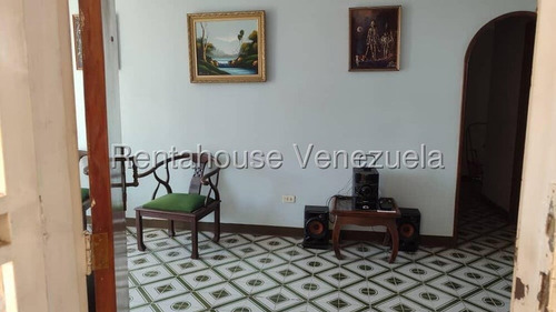 Daniela Linarez Vende Apartamentos En Excelente Urbanismo De Barquisimeto Muy Amplio Acogedor Con Bellas Áreas Comunes Y Todos Los Servicios Básicos