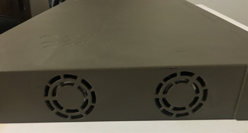 Imagen 4 de 5 de Switch Tp-link Tl-sg2224web Administrable