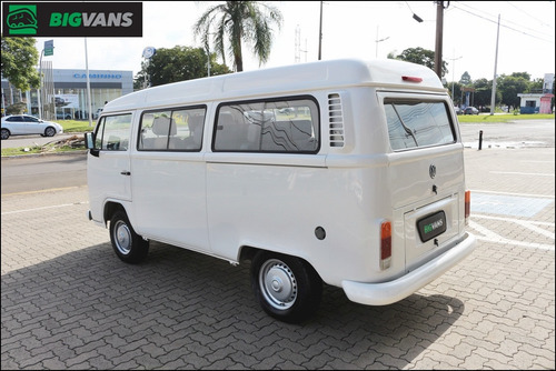 Kombi 2012 Lotação 1.4 Flex 12 Lugares Branca (2082)