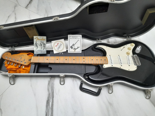 Guitarra Fender Stratocaster 1998 California Series 