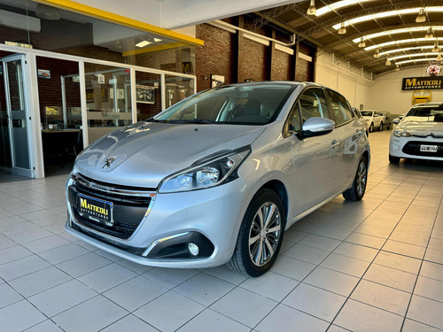 Peugeot 208 1.6 Allure