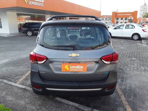 Imagem 2 de 9 de Chevrolet Spin 1.8 Activ7 8v Flex 4p Automático