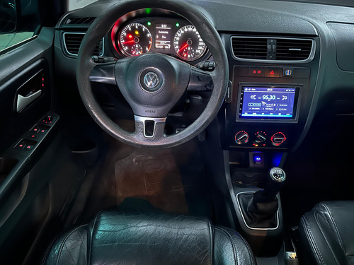 Volkswagen Space Cross 1.6 Total Flex I-motion 5p