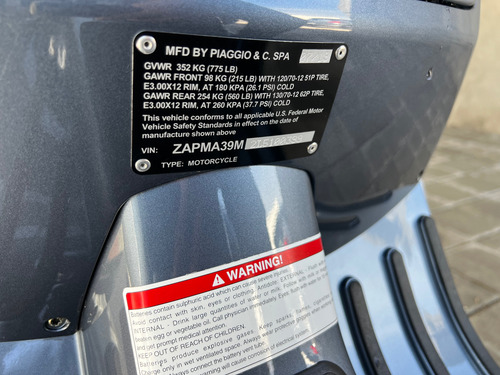 Vespa Gts 300