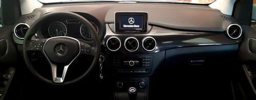 Mercedes Benz B200