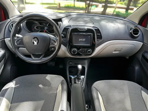 Renault Captur 2.0 Intens Automática