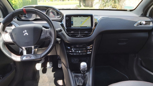 Peugeot 208 Gt Line Servicios Oficiales Unica Mano Vremy