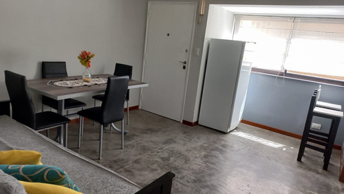 Imagen 2 de 10 de Departamento 2 Ambientes Contrafrente En Venta En Mar Del Plata