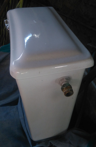 Estanque Wc, Loza, Color Blanco / Con Tapa, Usado (Usado)