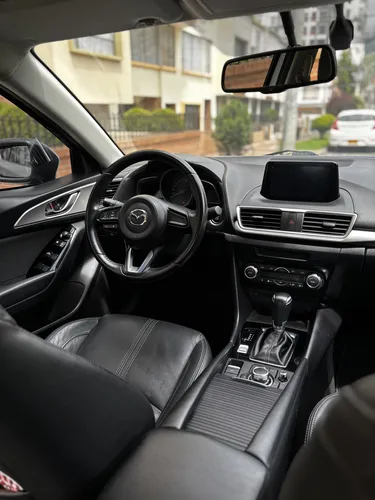 Mazda 3 2.0 Touring