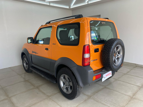 Suzuki Jimny 1.3 4SUN 4X4 16V GASOLINA 2P MANUAL