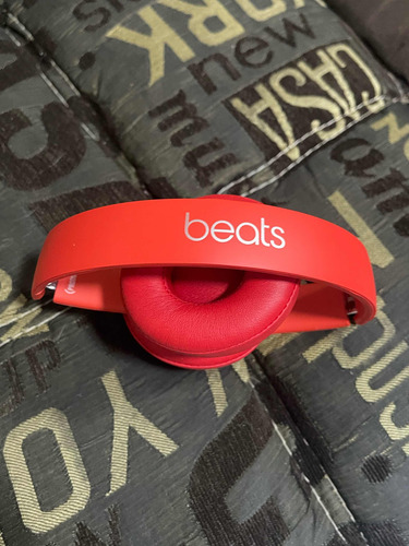 Audífonos Beats Solo 3 Red (Usado)