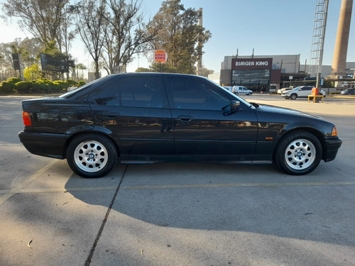 BMW Serie 3 328i AT SEDAN E36