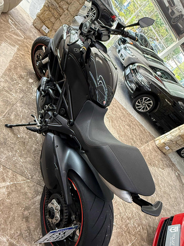 Ducati Diavel 2013