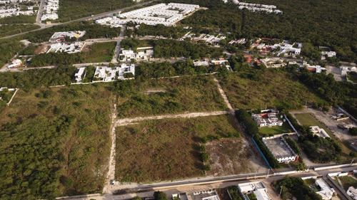 Lote En Privada Residencial Los Sauces, Zona Norte De Mérida