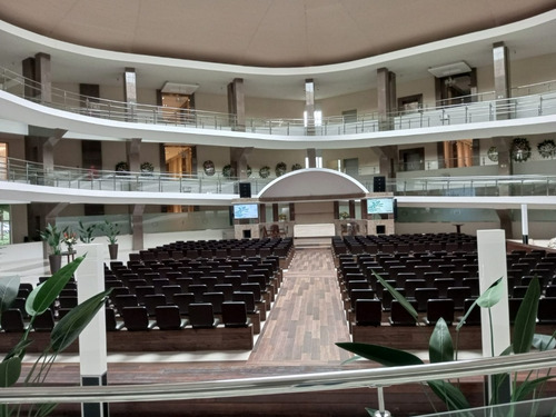 1 Jazigo - Perpétuos No Cemitério Vertical De Curitiba Pr - 4 M² Total